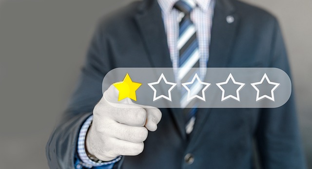 criticism, write a review, review, star, hand, finger, turn on, switch off, company, entrepreneur, person, man, necktie, criticism, criticism, criticism, review, review, review, review, review